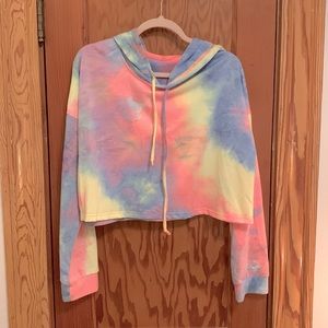 Tie dye cropped hoodie